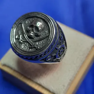 Anello teschio pirata acciaio inox
