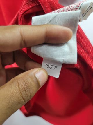 Camiseta deportiva Nike roja T. 14-16 años