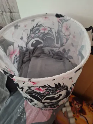 Cesta Ropa Disney Stitch Flores Hawaianas