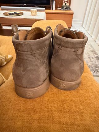 Botines Nobuk Massimo Dutti Talla 43