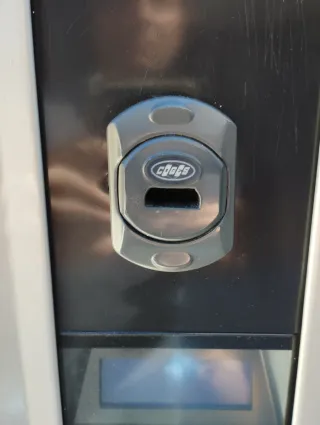 Máquina Snacks Necta Rondo