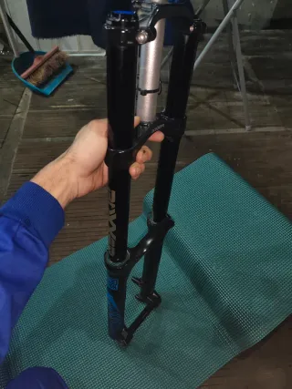 Horquilla Rock Shox Boxxer Doble Pletina