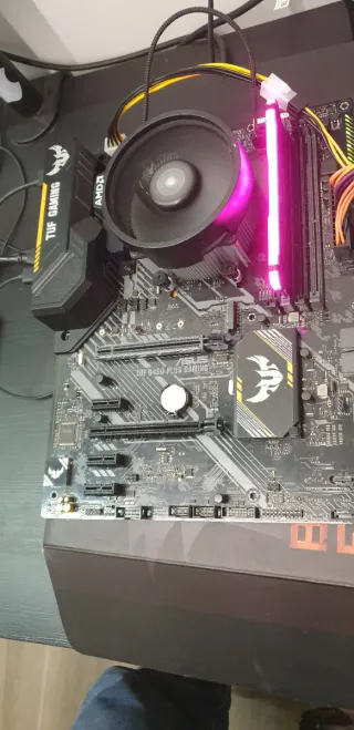 ASUS TUF B450-PLUS GAMING +Memoria Ram