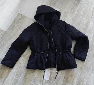 Anorak Zara ligero talla S capucha