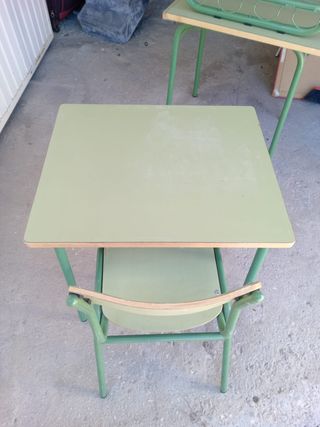 Mesa y Silla Escolar Verde