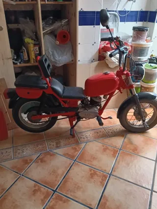 Mini Ducati Moped 49cc Restaurada