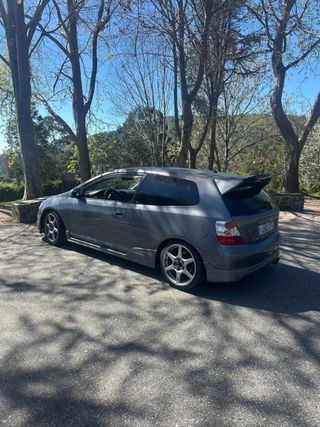 Honda Civic 2004