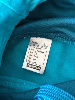 Sudadera cuello alto azul