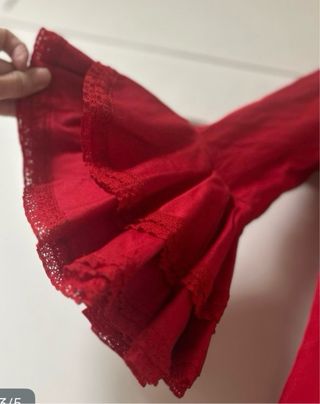 Traje de flamenca rojo volantes