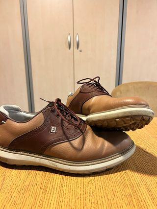 Zapatos de golf FootJoy beige y marrón