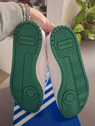 Scarpe donna Adidas bianche e verdi