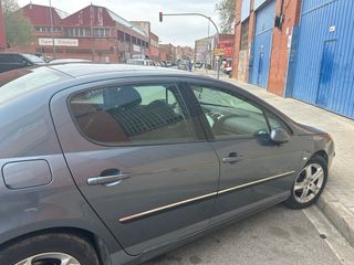 Peugeot 407
