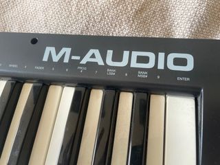 Teclado MIDI M-Audio Keystation 49