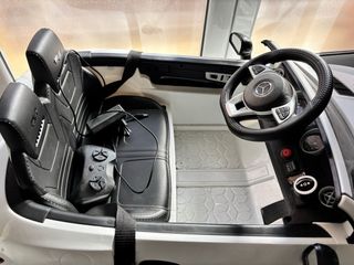 Coche eléctrico Mercedes SLC 300 Juguete