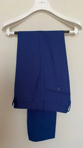 Traje juvenil azul talla 44