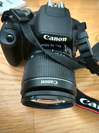 Canon EOS 1200D + Objetivo EF-S 18-55mm
