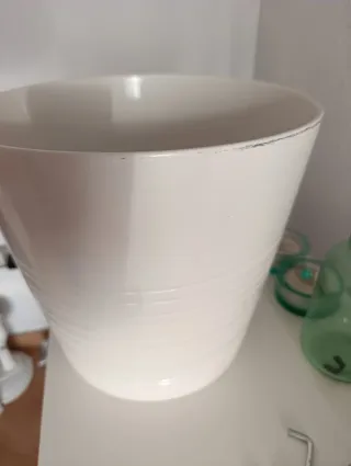 Macetero Muskot Grande Ikea. Recogida Terrassa