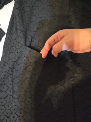 Camisa negra bordada