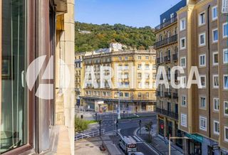 Piso en venta en Gros en San Sebastián-Donostia