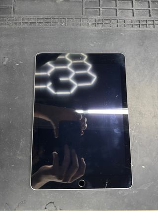 iPad 6ª Gen 128GB Plata