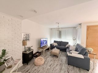 Casa adosada en venta en Nuevo Centro en Sagunto