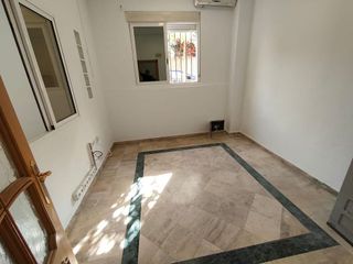 Local comercial en alquiler en Alcantarilla