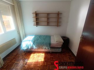 Piso en alquiler en Cuatro Caminos en Santander