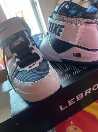 Zapatillas Nike Lebron