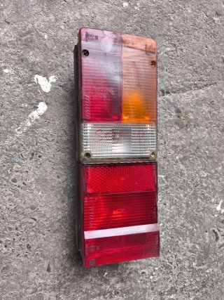 Piezas Seat 131