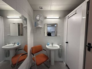 Local comercial en alquiler en Montigalà -Sant Crist en Badalona