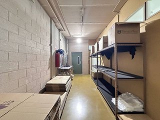 Local comercial en alquiler en Montigalà -Sant Crist en Badalona