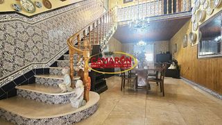 Chalet en venta en Palomares del Río