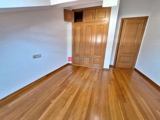 Dúplex en alquiler en Ensanche - Sar en Santiago de Compostela