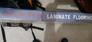 Tarima flotante 8.3mm (7 paquetes)