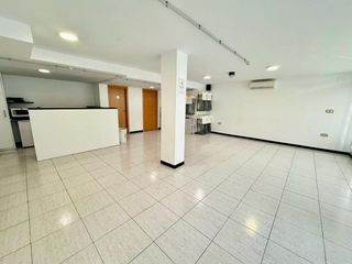 Local comercial en venta en Montcada Centre - La Ribera en Montcada i Reixac