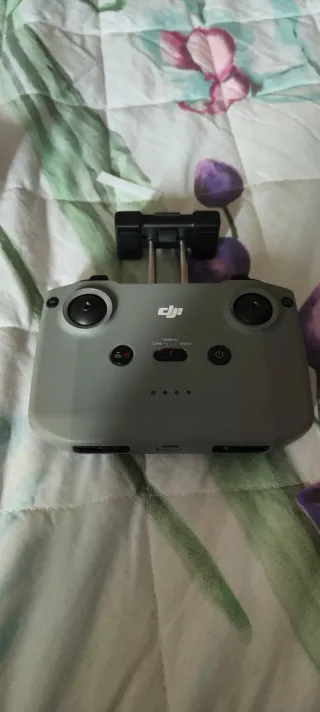 DJI Mini 2 SE Drone + telecomando