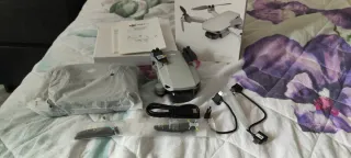 DJI Mini 2 SE Drone + telecomando