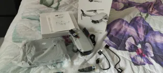 DJI Mini 2 SE Drone + telecomando