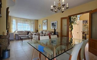 Casa en venta en Riba-roja de Túria