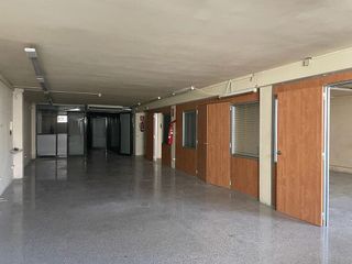 Local comercial en venta en Can Calders - Mas Lluí - Roses Castellbell en Sant Feliu de Llobregat