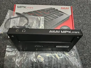 AKAI MPK mini Special Edition Black + SP-2