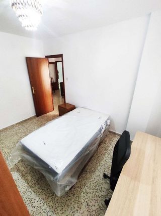 Piso en alquiler en Camino de Ronda - Rosaleda en Granada