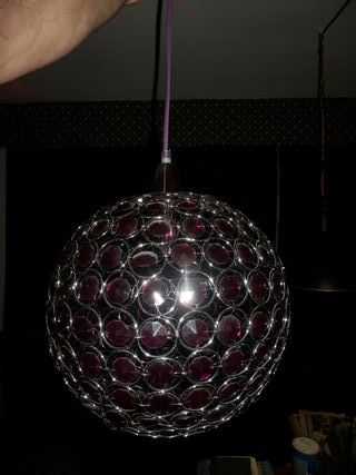 Lámpara colgante esfera morado