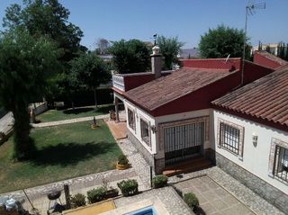 Chalet en venta en Oromana en Alcalá de Guadaira