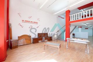 Local comercial en alquiler en Huca - Prados en Oviedo