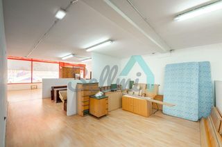 Local comercial en alquiler en Huca - Prados en Oviedo