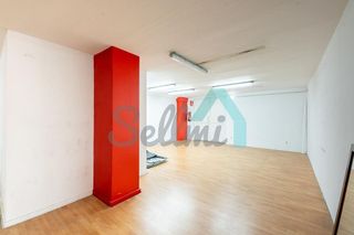 Local comercial en alquiler en Huca - Prados en Oviedo