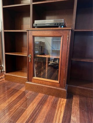 Mueble grande para tocadiscos