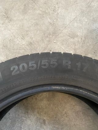 Neumático Continental 205/55 R17 95V