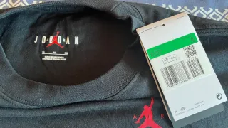 Camiseta Jordan Mujer Negra